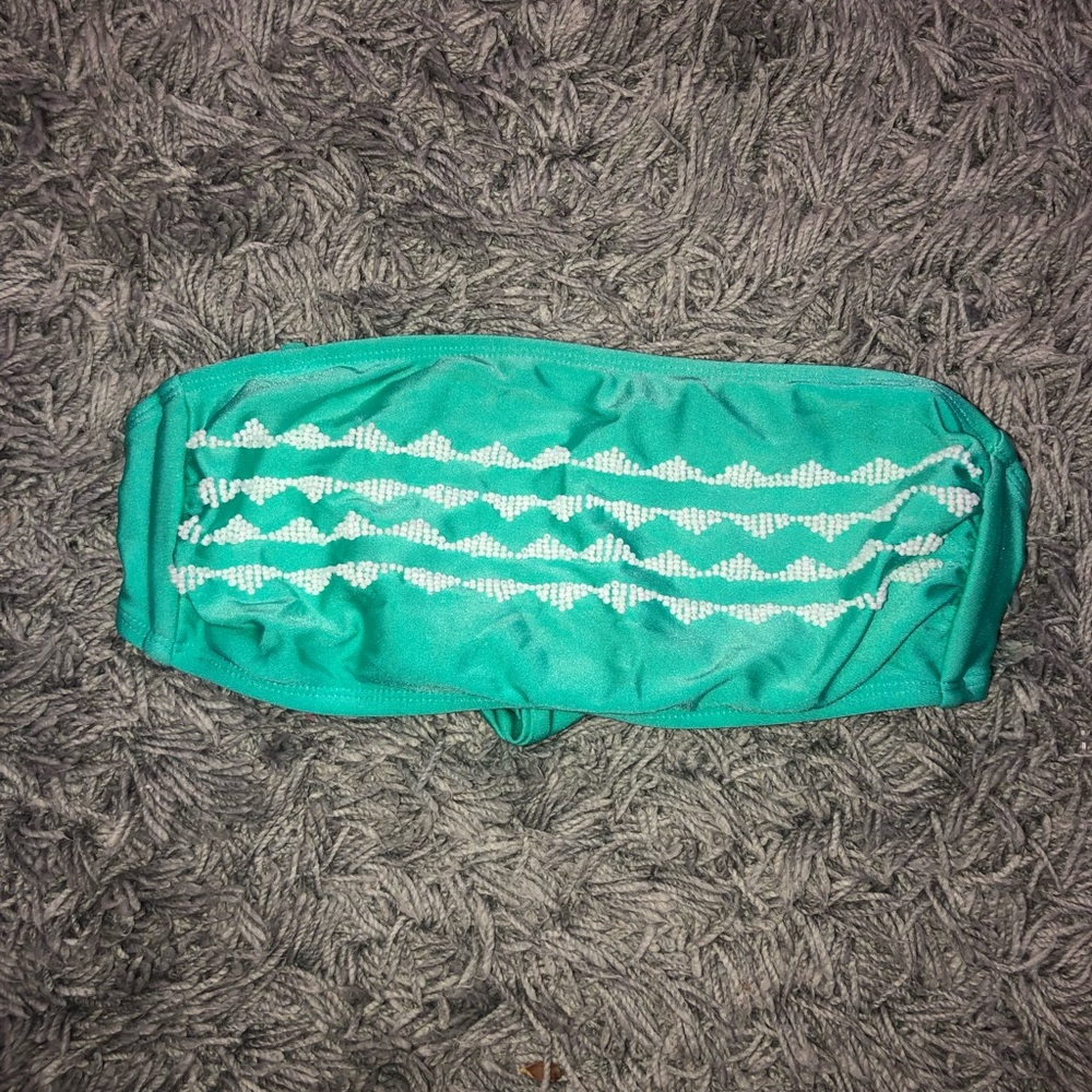 Xhilaration bikini top